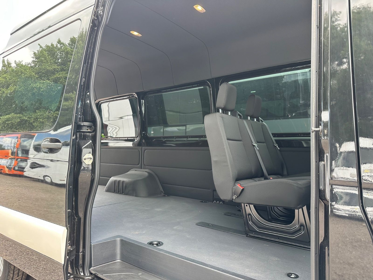Mercedes-Benz Sprinter 519 CDi 4x4 H+L 360° Cam.*Navi*253.4 Km - Minibús, Furgoneta de pasajeros: foto 4 Mercedes-Benz Sprinter 519 CDi 4x4 H+L 360° Cam.*Navi*253.4 Km - Minibús, Furgoneta de pasajeros: foto 4