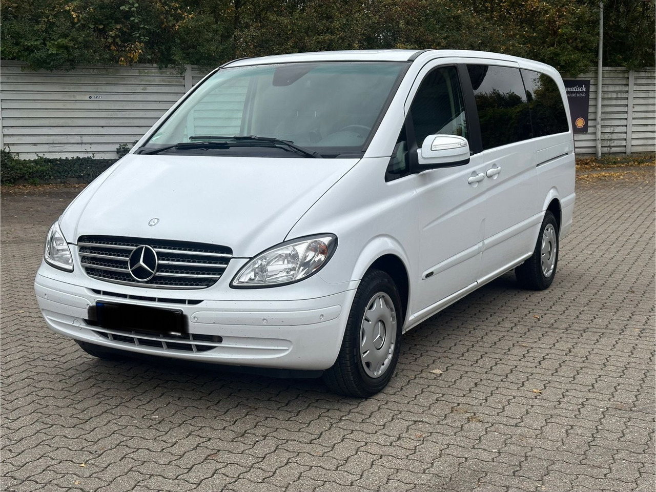 Mercedes-Benz Viano 2.2 CDI AMBIENTE extralang (Autom*133 tKm) - Furgoneta de pasajeros: foto 5 Mercedes-Benz Viano 2.2 CDI AMBIENTE extralang (Autom*133 tKm) - Furgoneta de pasajeros: foto 5