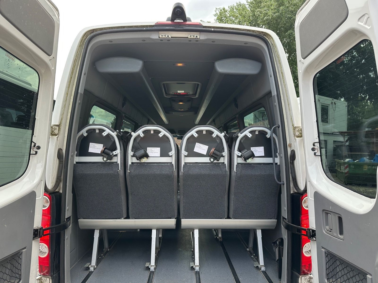 Volkswagen Crafter (Klima*TOP) Sprinter 516 CDi - Minibús, Furgoneta de pasajeros: foto 3 Volkswagen Crafter (Klima*TOP) Sprinter 516 CDi - Minibús, Furgoneta de pasajeros: foto 3