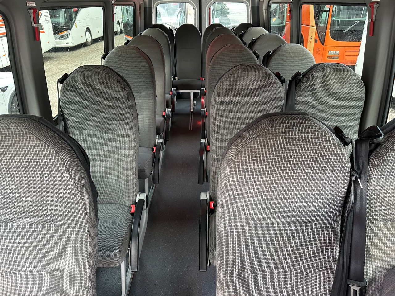 Volkswagen Crafter (Klima*TOP) Sprinter 516 CDi - Minibús, Furgoneta de pasajeros: foto 5 Volkswagen Crafter (Klima*TOP) Sprinter 516 CDi - Minibús, Furgoneta de pasajeros: foto 5